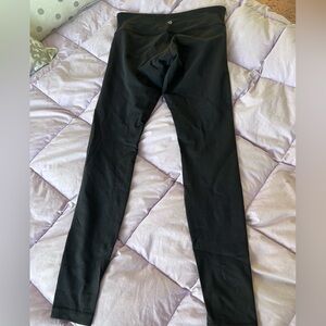 Black lululemon leggings